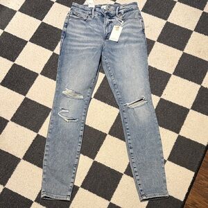 #192. Good American Light Blue Ripped Skinny Jeans